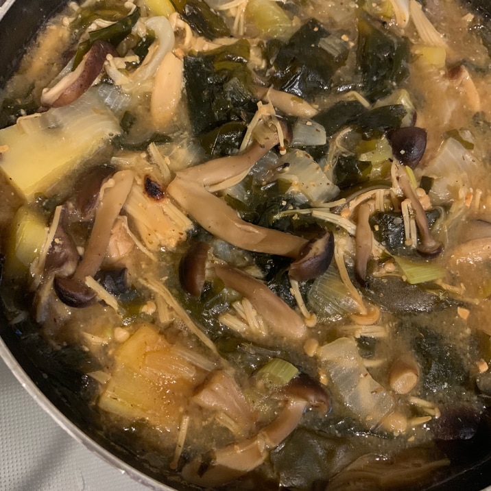 野菜ときのこたっぷりのお味噌汁 茅乃舎昆布出汁 レシピ 作り方 By みぃゃんっ 楽天レシピ 野菜ときのこたっぷりのお味噌汁 茅乃舎昆布出汁 レシピ 作り方 By みぃゃんっ 楽天レシピ